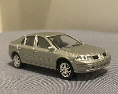 Miniature norev renault laguna - norev,