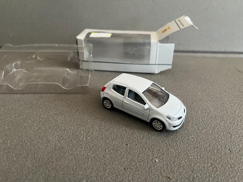 Voiture miniature renault - voiture,